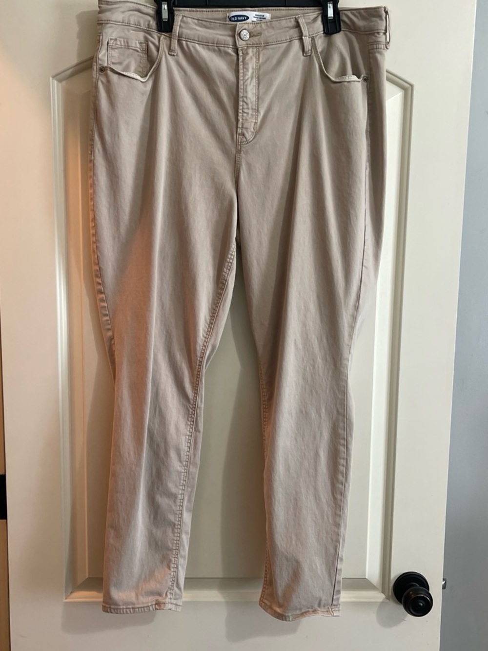 Old Navy Rockstar Super Skinny High Rise Khaki Pants Women’s size 18